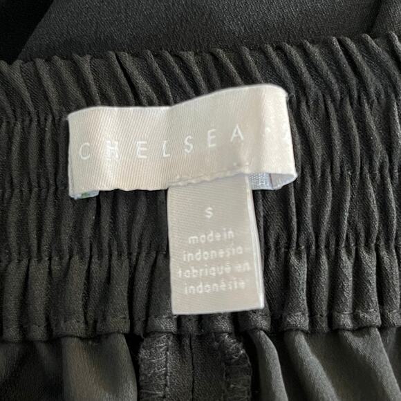 Chelsea28 Black Pleated Pull On High Rise Casual Summer Dress Shorts Small NWOT - Picture 3 of 12